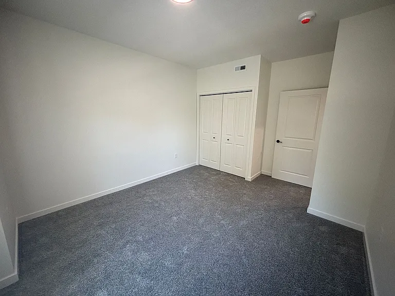 Parkway Heights — Photo 37