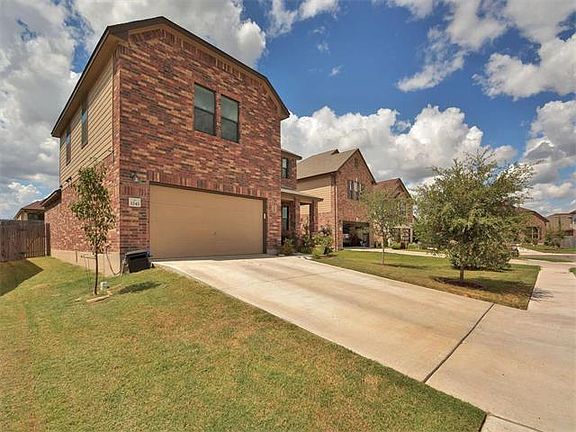 3rd image of 1243 Hyde Park Dr