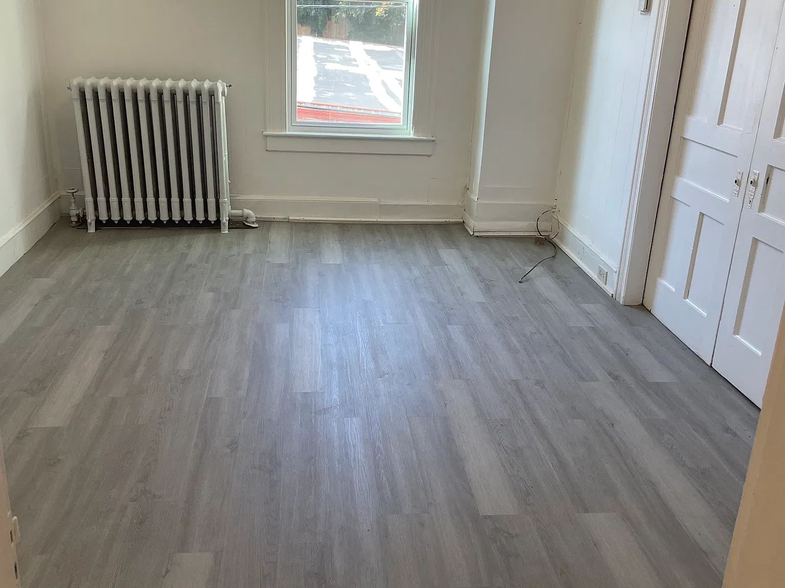 3 bed, 1000 sqft, $1,550 — Photo 4