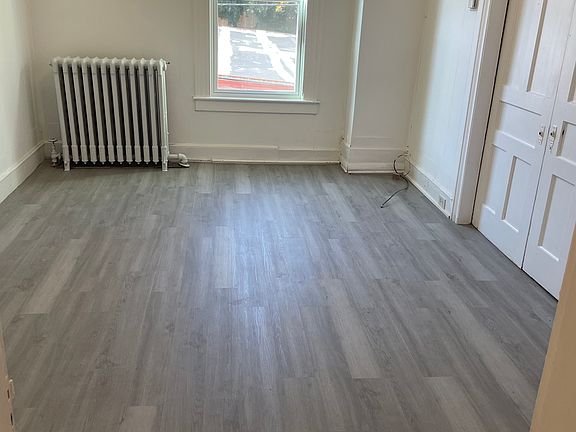 4th image of 110 Main St Suite 1