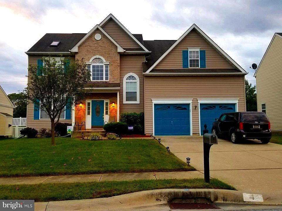 1st image of 4 Foxfield Ct