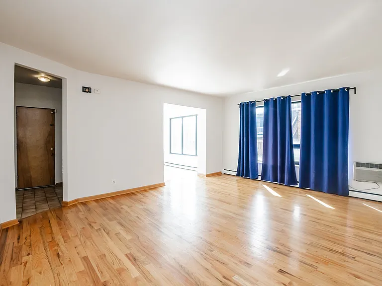 5229 S Greenwood Ave #3 — Photo 6