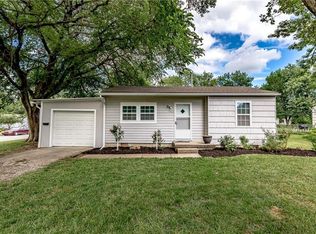 1005 S Cypress St, Ottawa, KS 66067