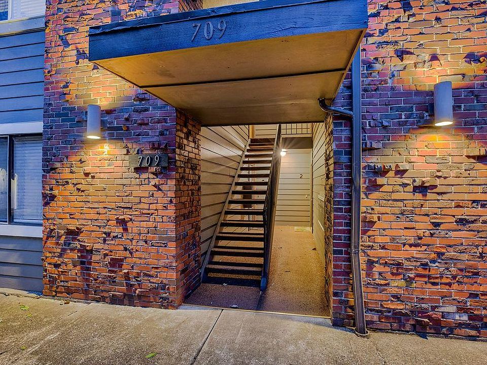 1st image of 711 N I St #6