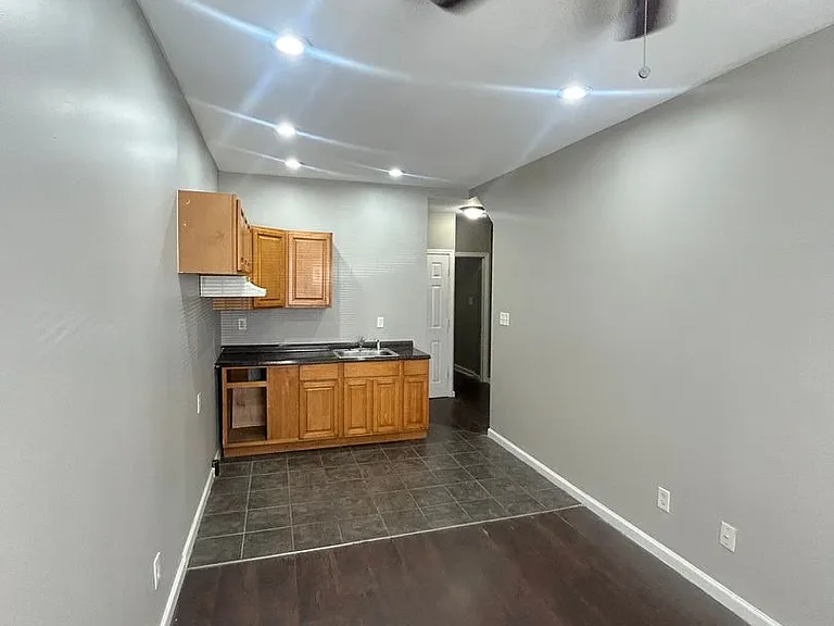 3238 Jasper St — Photo 6