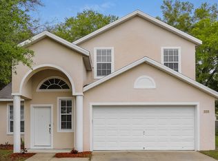 233 Bluff Pass Dr, Eustis, FL 32726