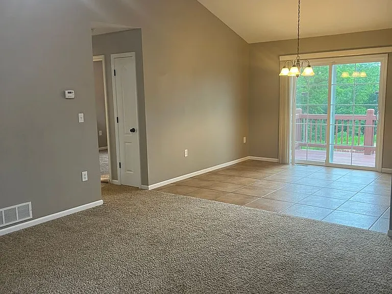 23568 Roulette Rd — Photo 9
