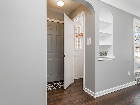 3rd image of 4219 W 215th St