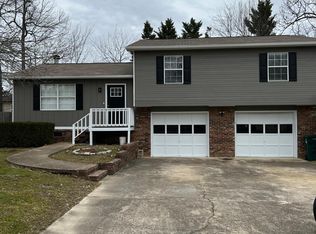 8321 Hamilton Oaks Dr, Chattanooga, TN 37421