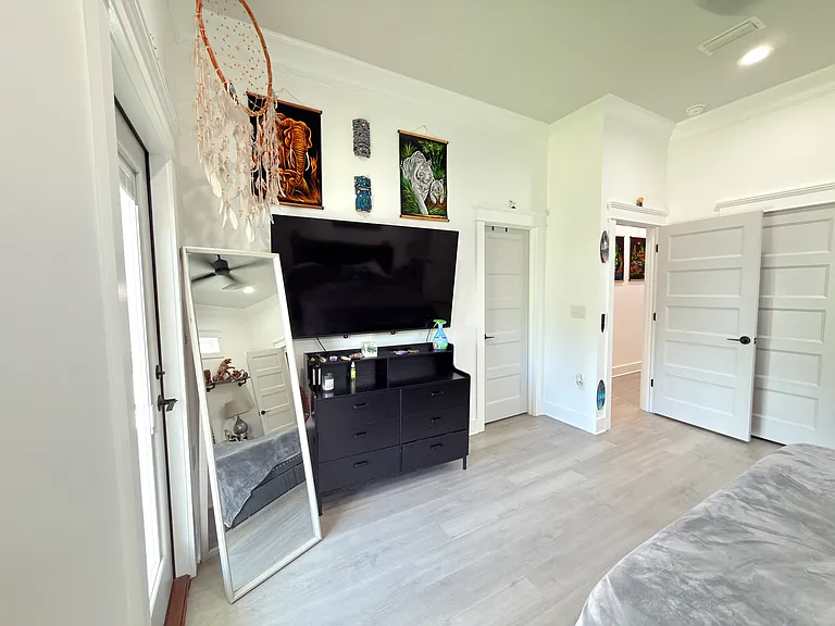 4852 Boat St — Photo 23