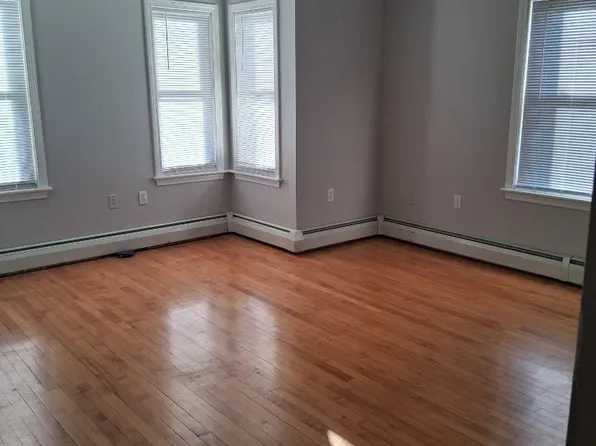 36 Palmer St Unit 1, Fall River, MA 02724