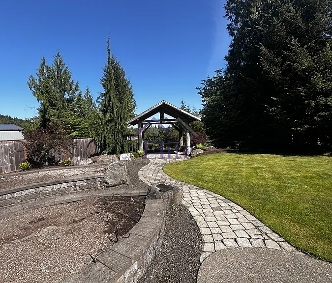 251 W Berry Ridge Rd — Photo 3