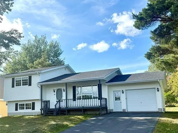 19 Bayview Road, Clarenville, NL A5A1B3