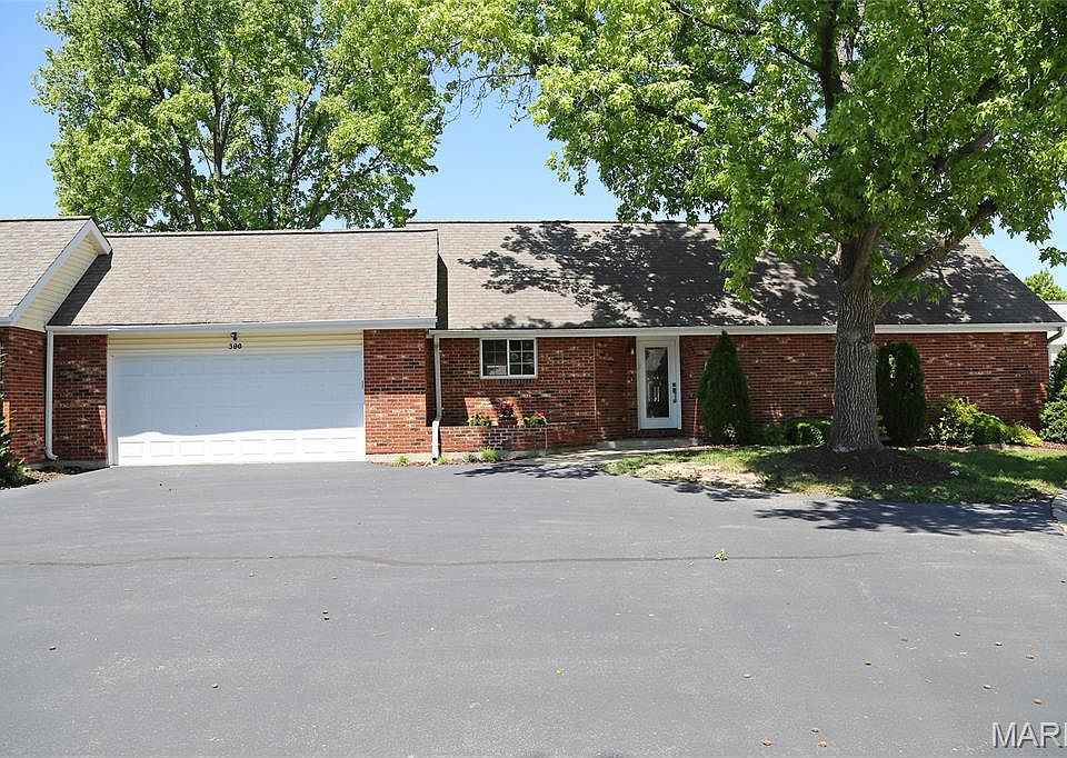 1st image of 390 Windsor Pl #E