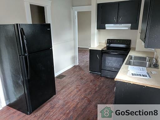 1st image of 214 Foster Ave