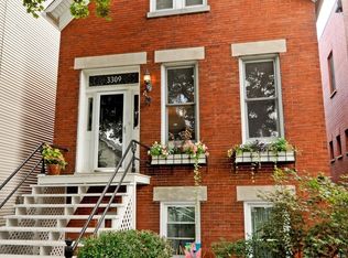 3309 N Hoyne Ave #1, Chicago, IL 60618
