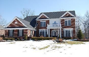 1st image of 8578 Newbury Ct N #95
