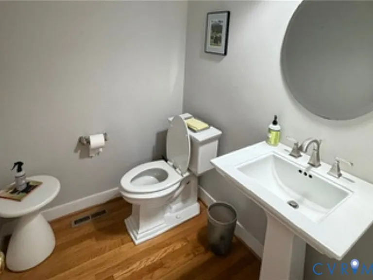 504 Gaslight Dr — Photo 11