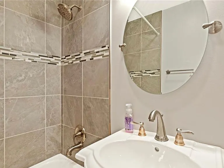 400 Rush Rd — Photo 20