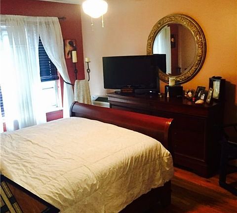 4th image of 8903 Aubrey Ave #1