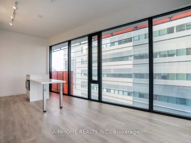 215 Queen St W #708 — Photo 7