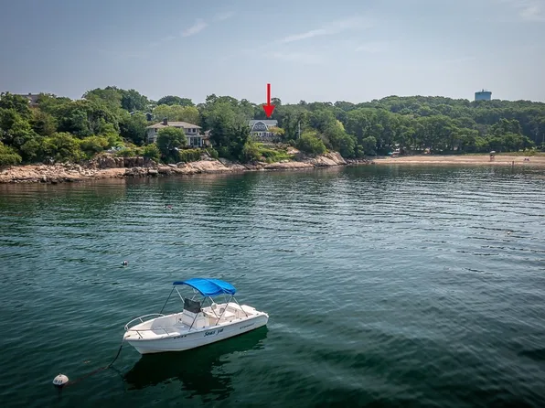 3 & 2 Fortune Ln, Gloucester, MA 01930