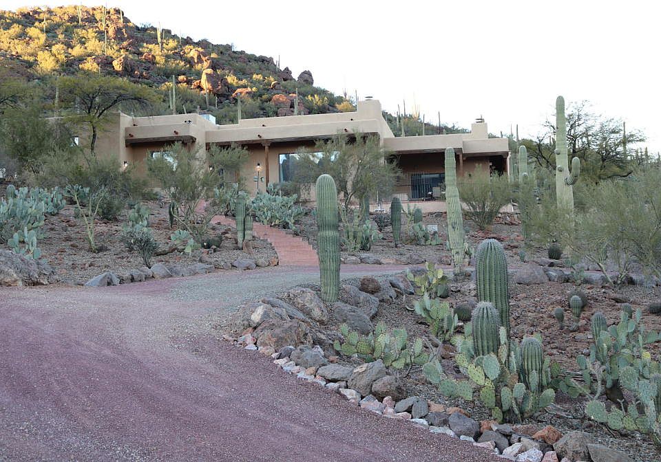 1st image of 8625 N Scenic Dr