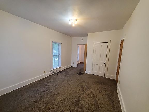 3rd image of 1221 Iowa St #4