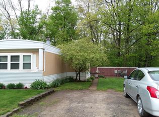 4364 Grove Dr, Dryden, MI