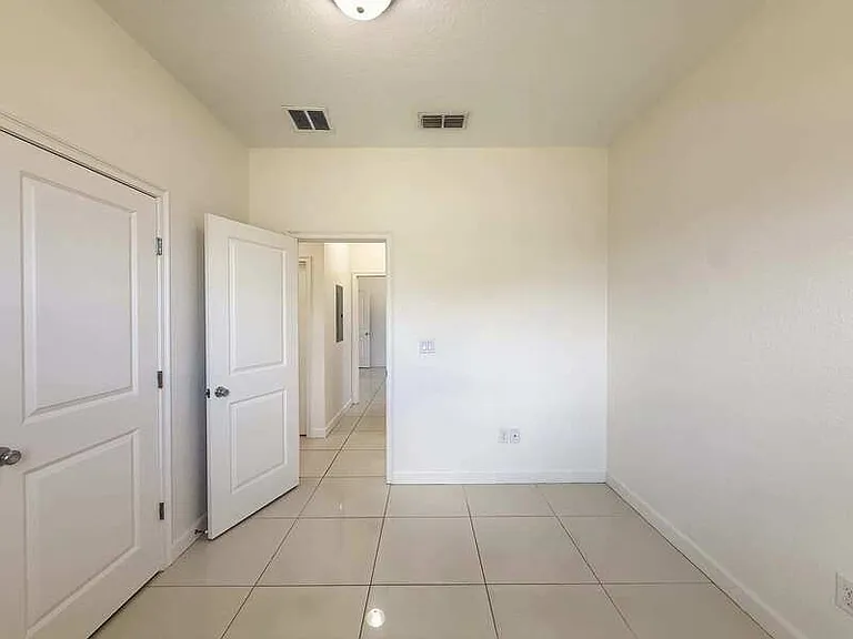 2 W Orange St #102 — Photo 25