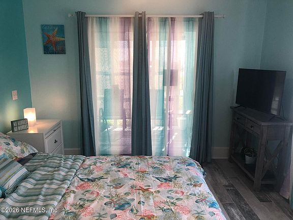 3rd image of 1334 1ST Street S