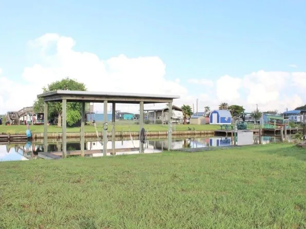 459 Hall St, Bay City, TX 77414