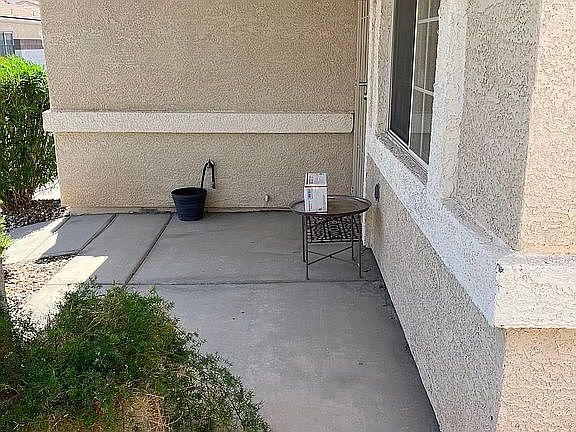 2nd image of 4953 Mascaro Dr