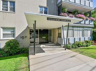 Hillview Terrace, Hamilton, ON L8N 2G1