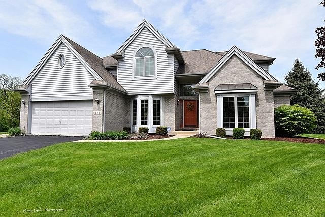 1st image of 111 Sauk Dr