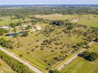 6935 8th St, Vero Beach, FL 32968