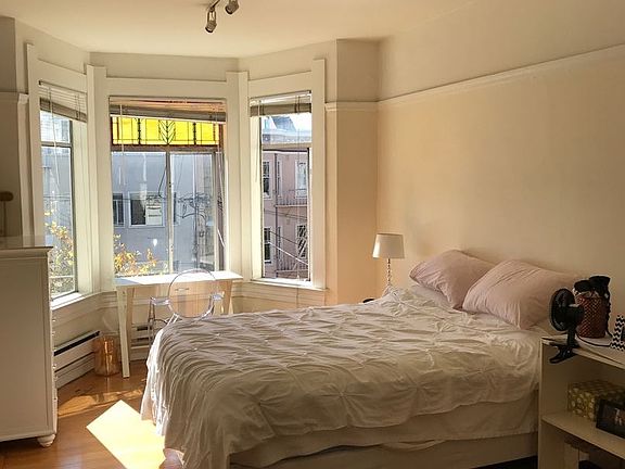 3rd image of 1360 Green St APT 7