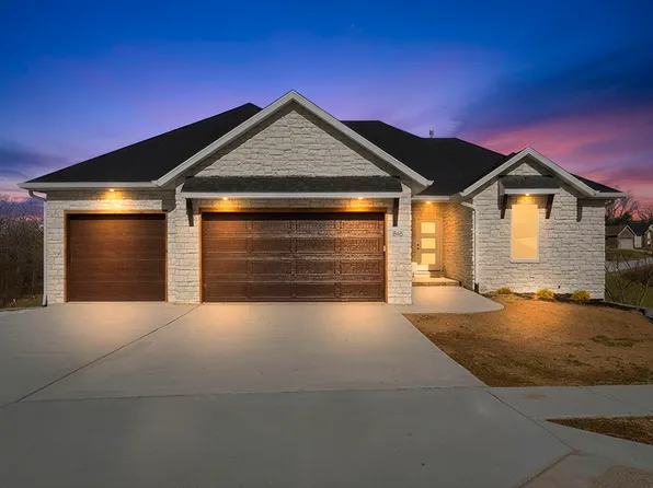 845 S Black Sands Avenue, Nixa, MO 65714