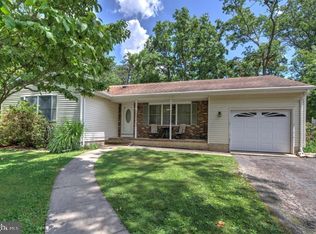 385 McKinley Ave, Bayville, NJ 08721
