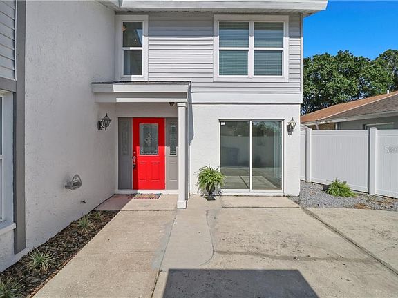 2nd image of 10721 Meadowglen Ln