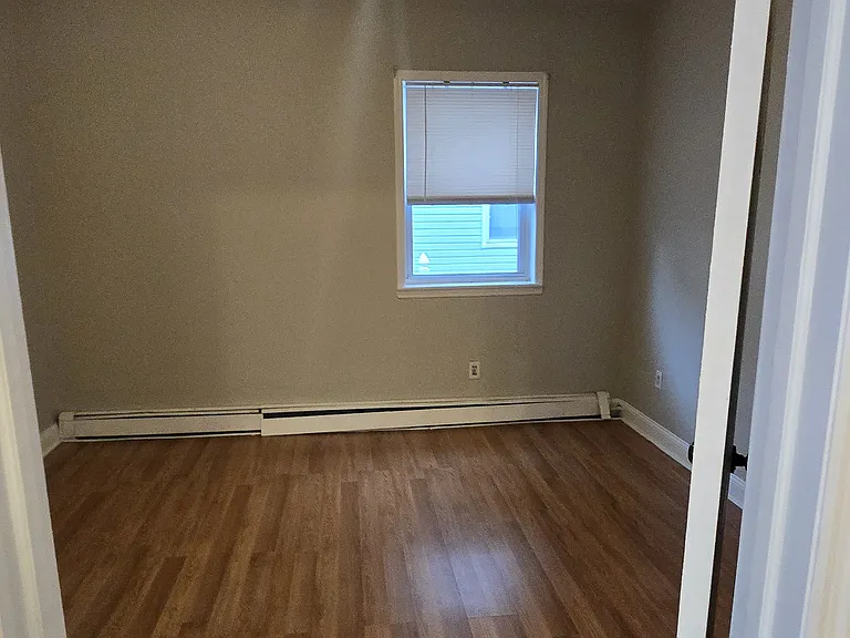 1st bedroom