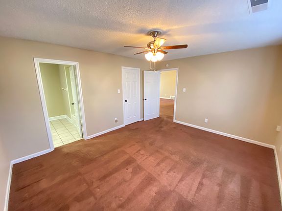 4th image of 4512 Laird Dr