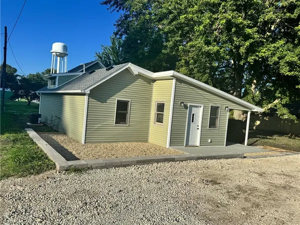 123 N Orange St, Ludlow, IL 60949