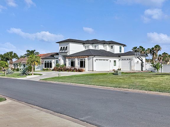2nd image of 4 Laguna Madre Dr