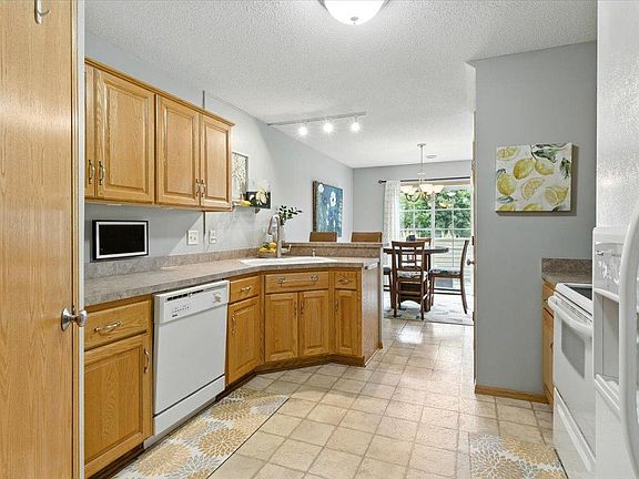 3rd image of 8400 122nd Ave N