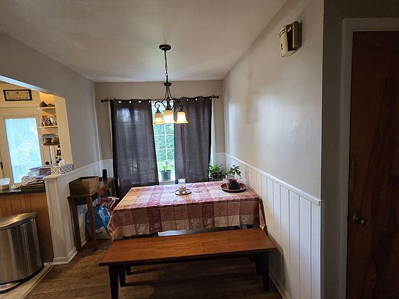 5th image of 80 Paxson Ave