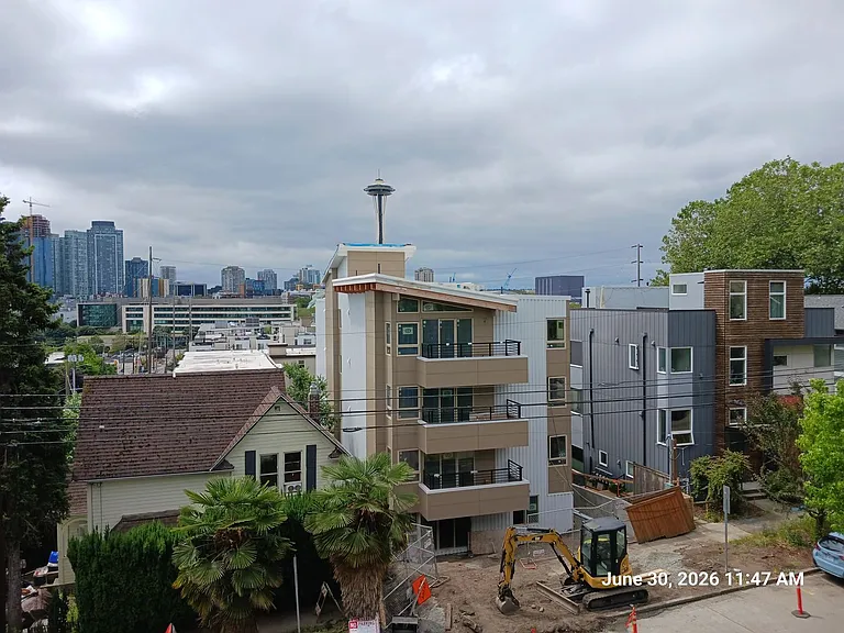 1001 Taylor Ave N — Photo 22
