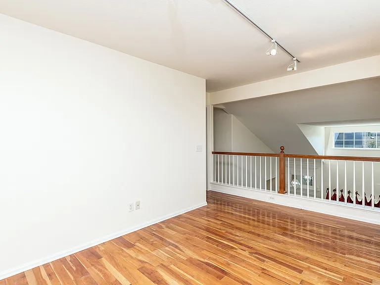 14344 White Peak Dr — Photo 29