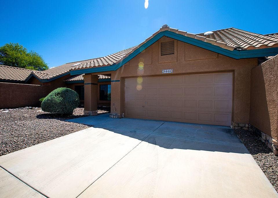 1st image of 1313 E Stoney Canyon Cir