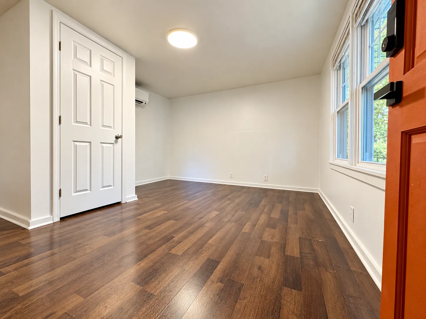 1 bed, 700 sqft, $1,500 — Photo 1